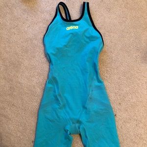 arena carbon flex sale